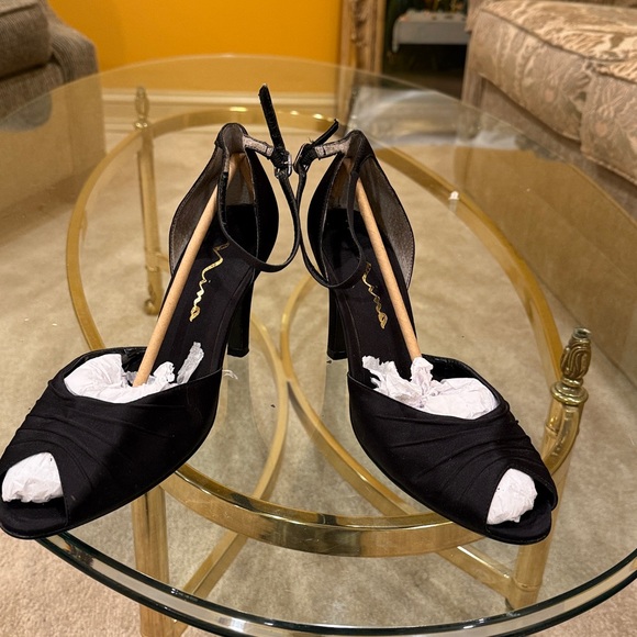 Shoes - Picture 9 of 9